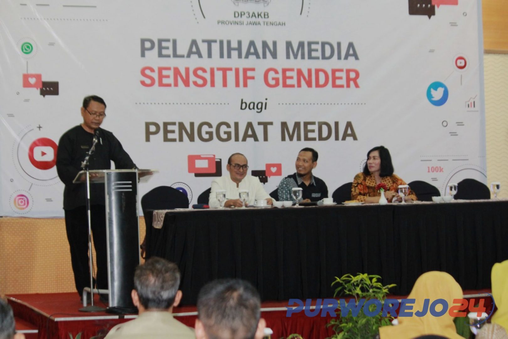 DP3AKB Jateng menggandeng para penggiat media gelar pelatihan media sensitif gender (15-16/7/2019)