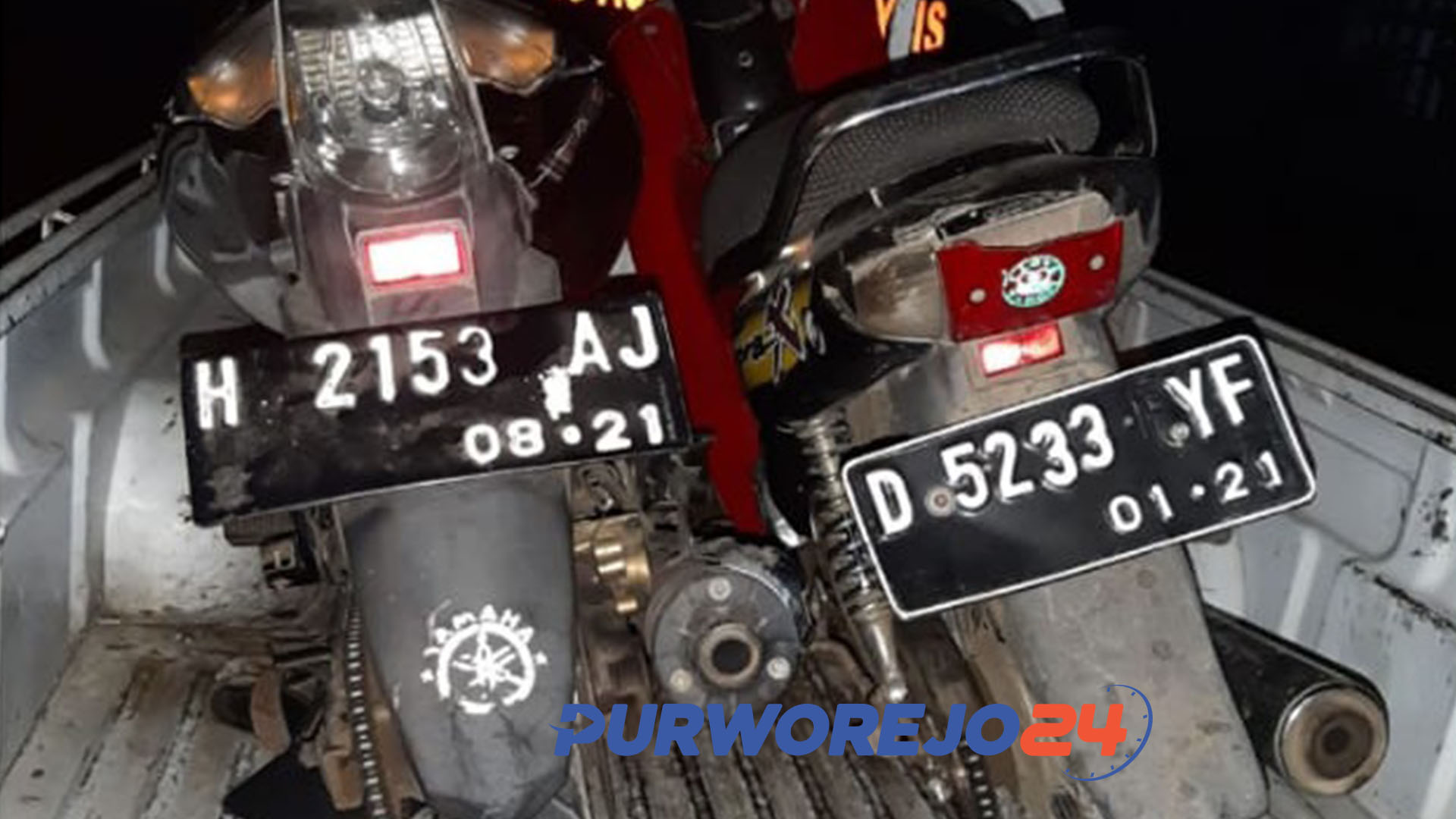 2 sepeda motor diamankan polisi sebagai barang bukti kecelakaan di jalan Ahmad Yani. (5/9/2019)