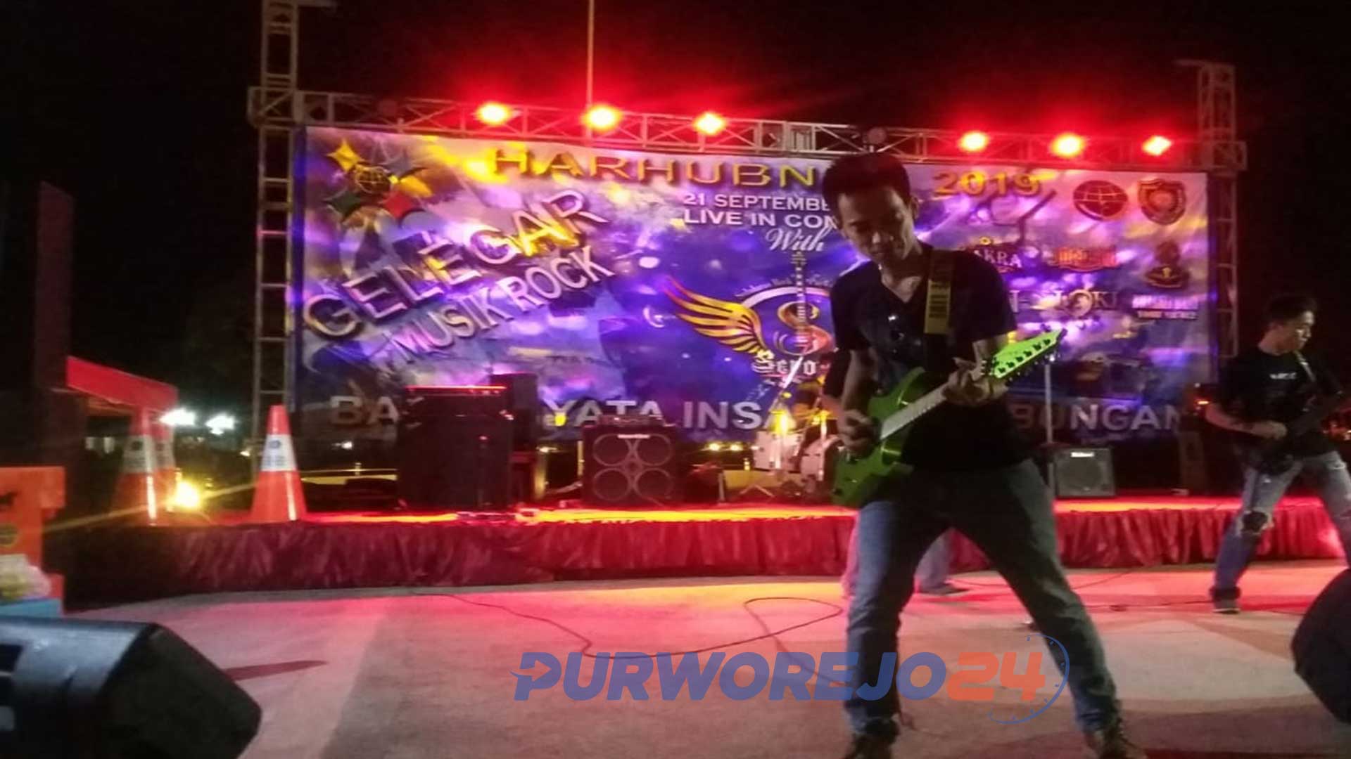 Konser Rock peringati Hari Perhubungan