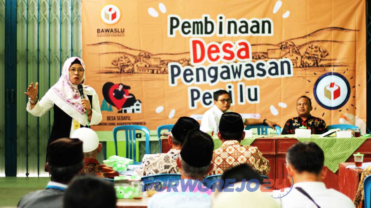 Pembinaan Desa Pengawasan di Desa Megulung Kidul Kecamatan Pituruh Purworejo. ( dok BAwaslu Purworejo 16/10/2019)