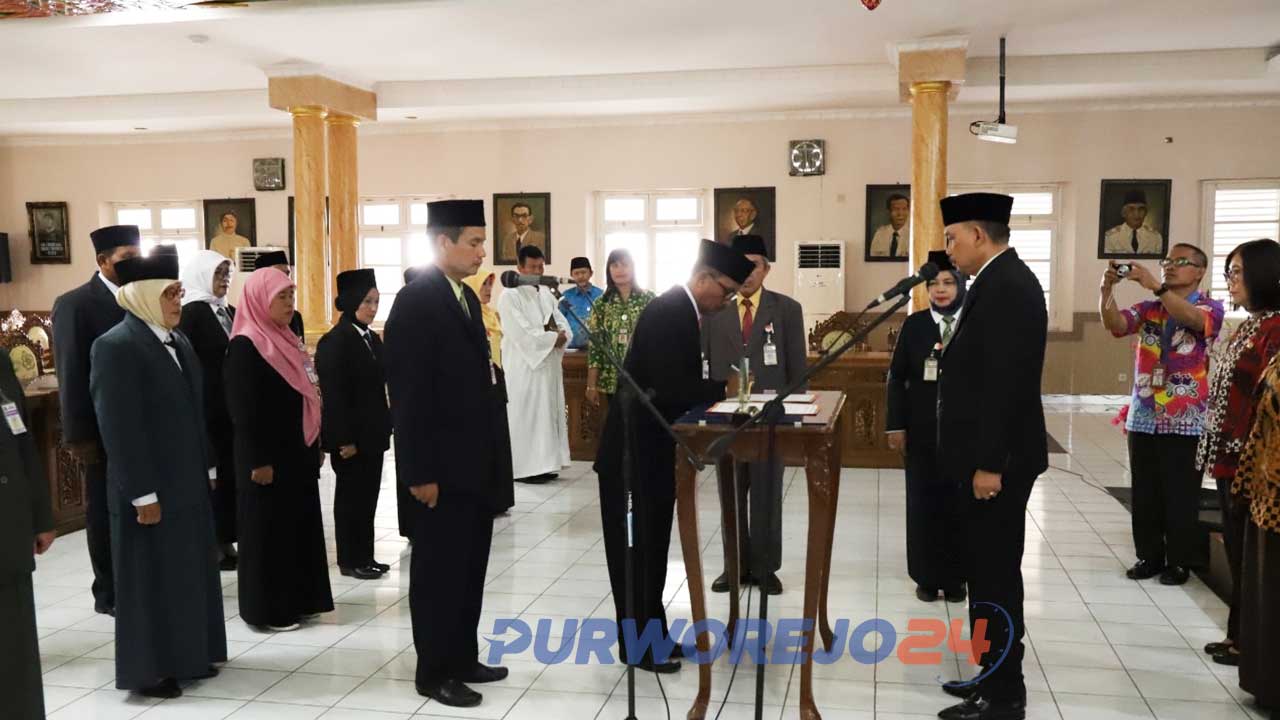 Pelantikan 20 SMPN Se-Purworejo. (2/10/2019)