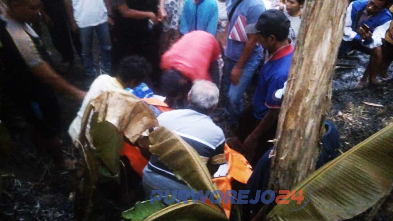 Penemuan mayat korban yang diduga tewas setelah bakar lahan kebun.