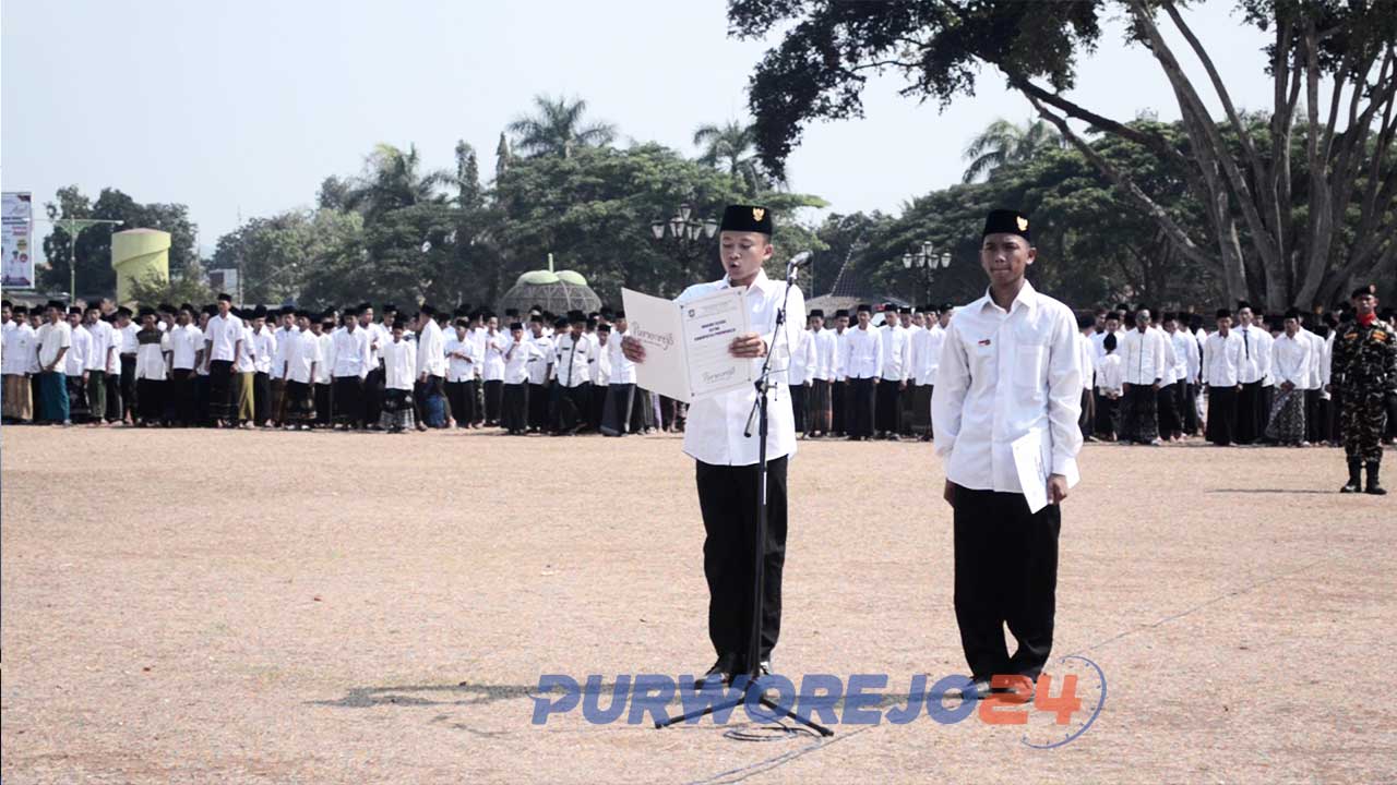 Upacara hari santri di ALun-alun Purworejo. (22/10/2019)