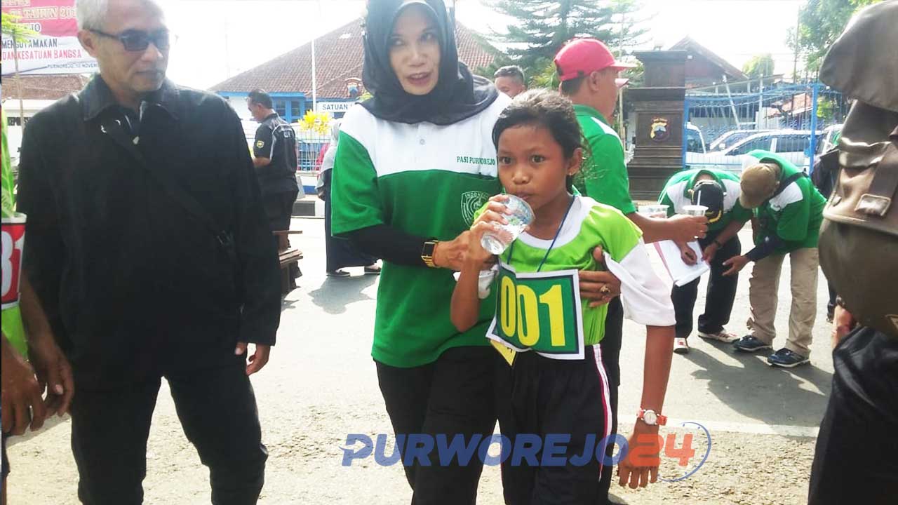 Pemenang Lomba lari marathon 10 dalam rangka Gala Desa di Purworejo