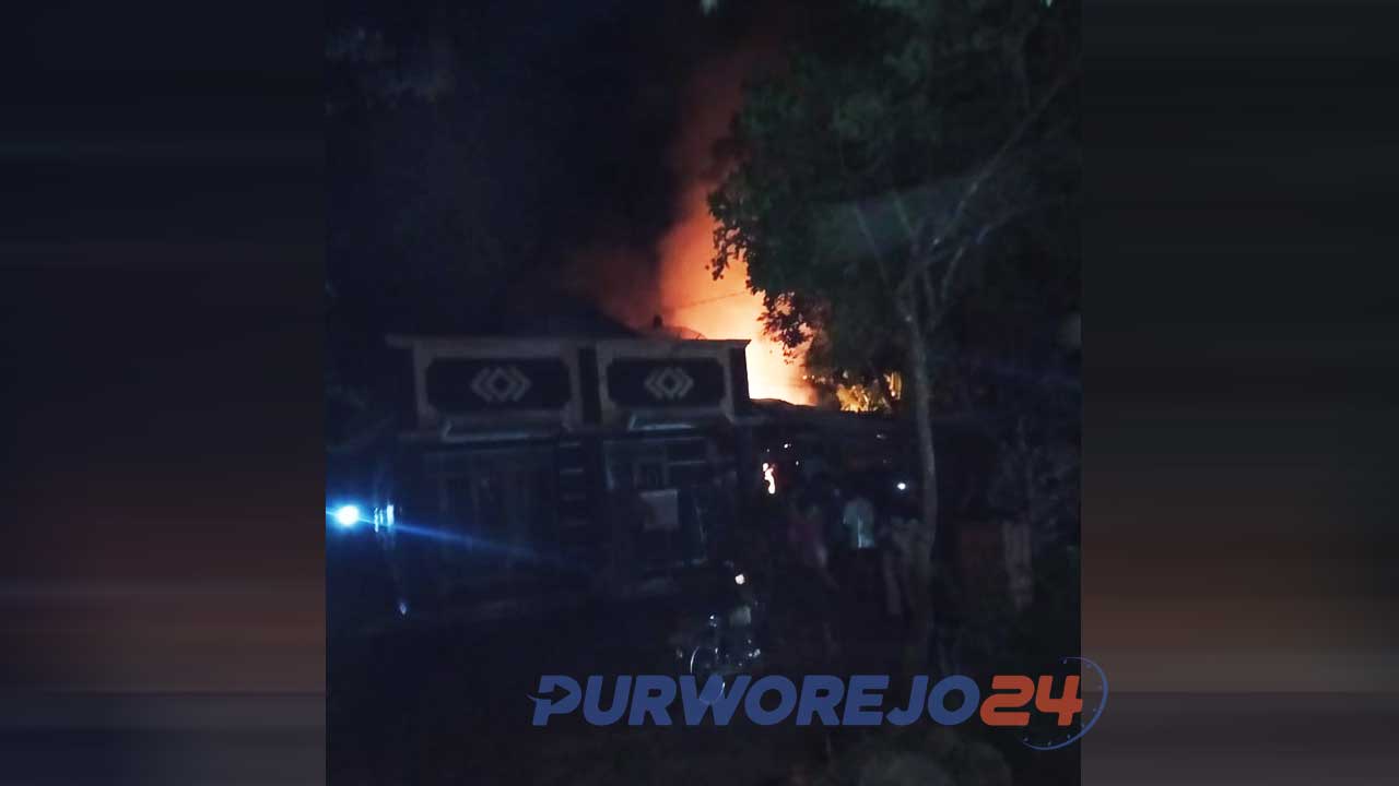 Kebakaran dapur perajin tahu di Bener.