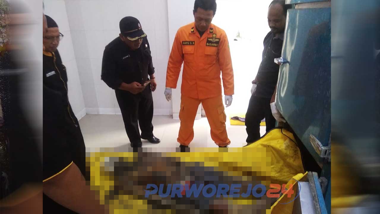 Penemuan mayat yang diduga korban hanyut di pantai Jetis Purworejo