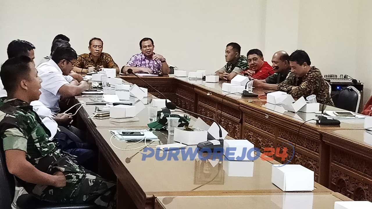 Rapat Koordinasi Penanganan Konflik Sosial di Ruang Otonom Setda Purworejo, Kamis (12/3/2020).