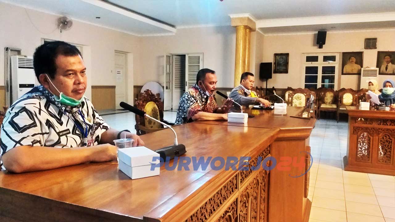 Konferensi pers Pemkab Purworejo terkait Pandeimi Covid-19. (21/4/2020)