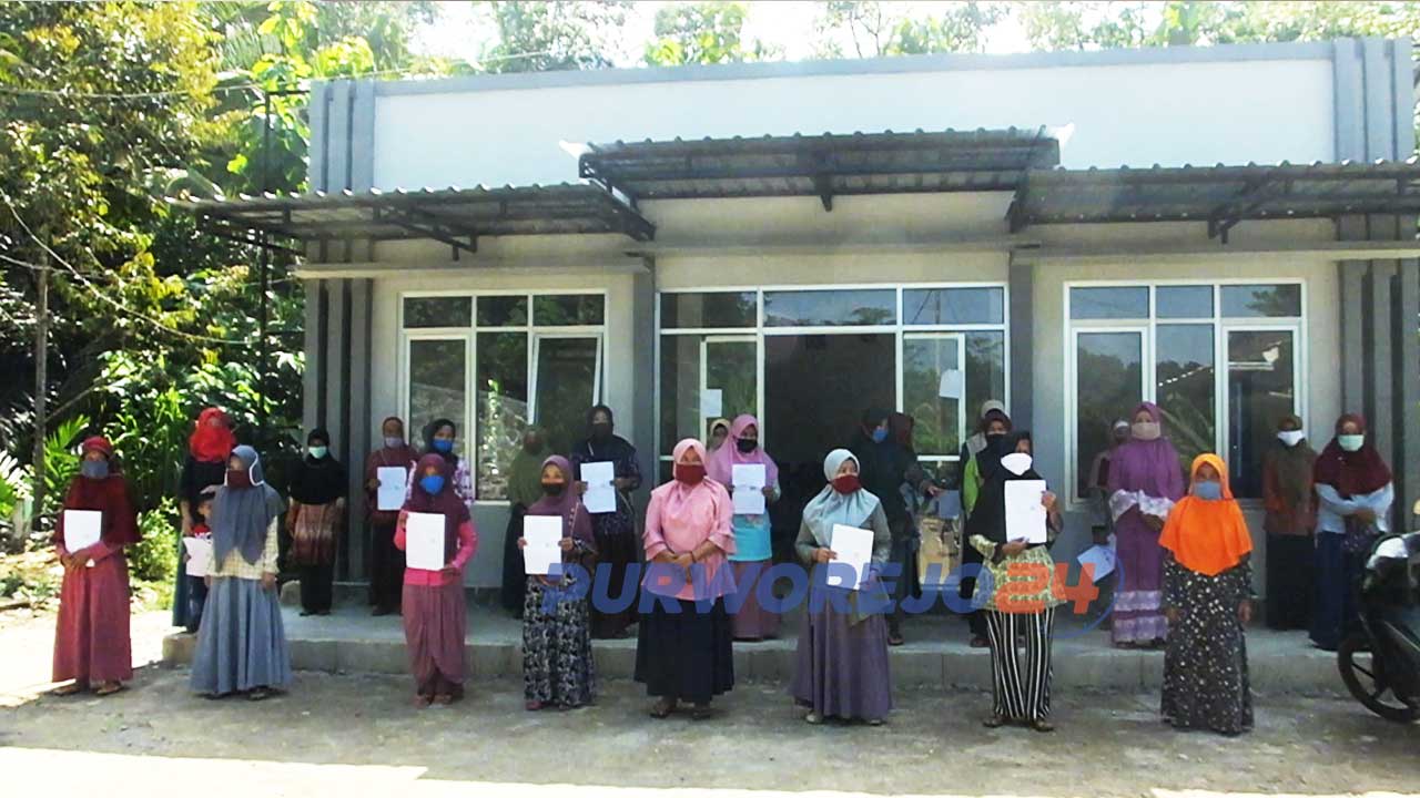26 warga desa Puspo, kecamatan Bruno secara sukarela menyatakan mengundurkan diri dari kepesertaan PKH