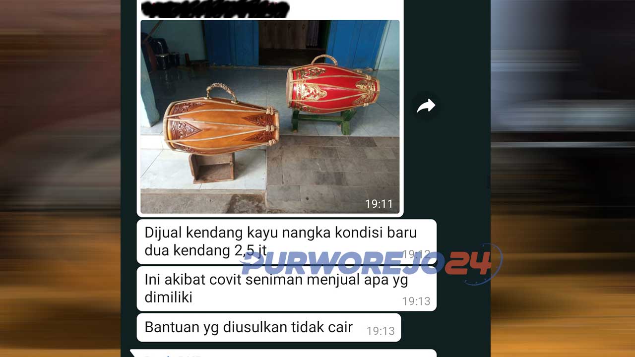Seniman jual kendang untuk biaya hidup
