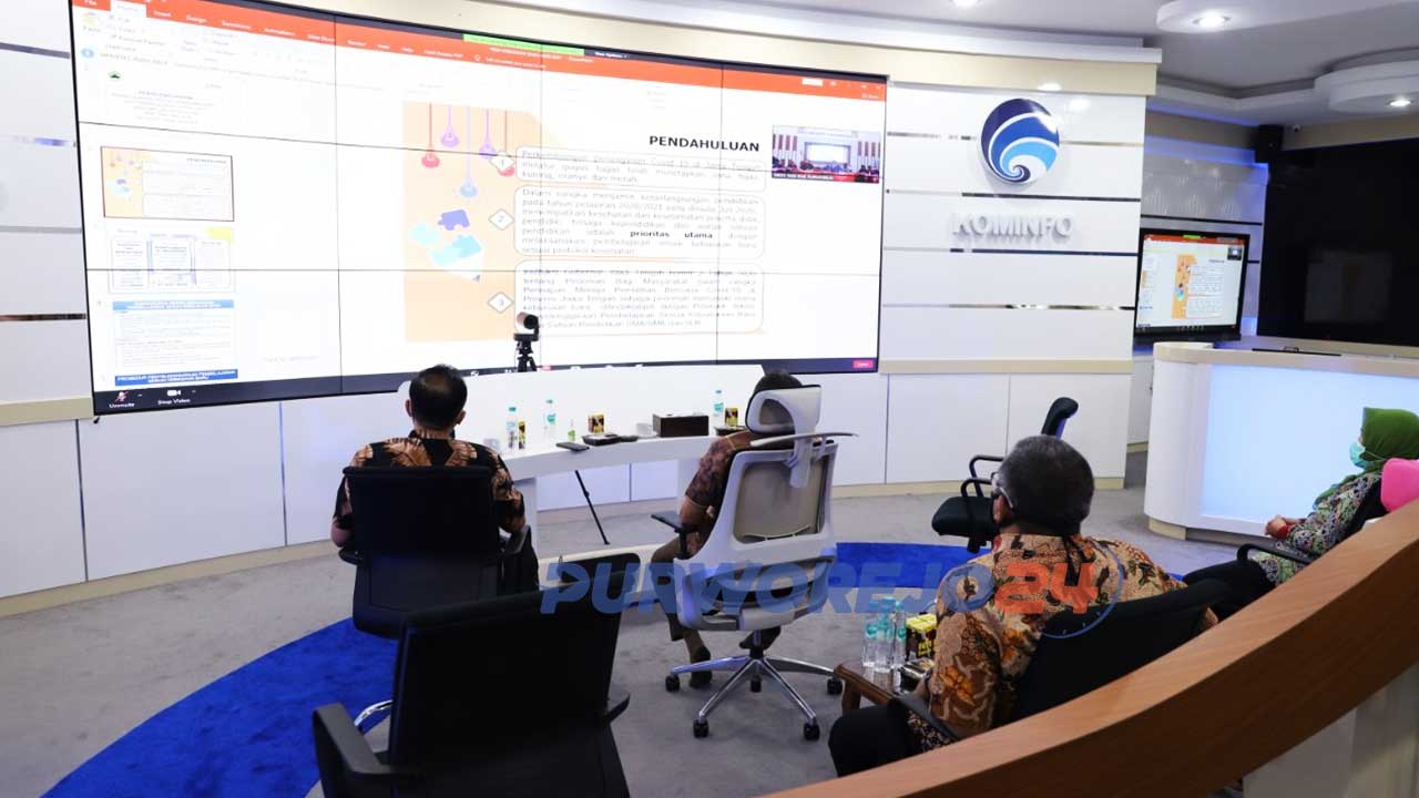 Suasana acara Critical Voice Point yang dilalukan secara daring