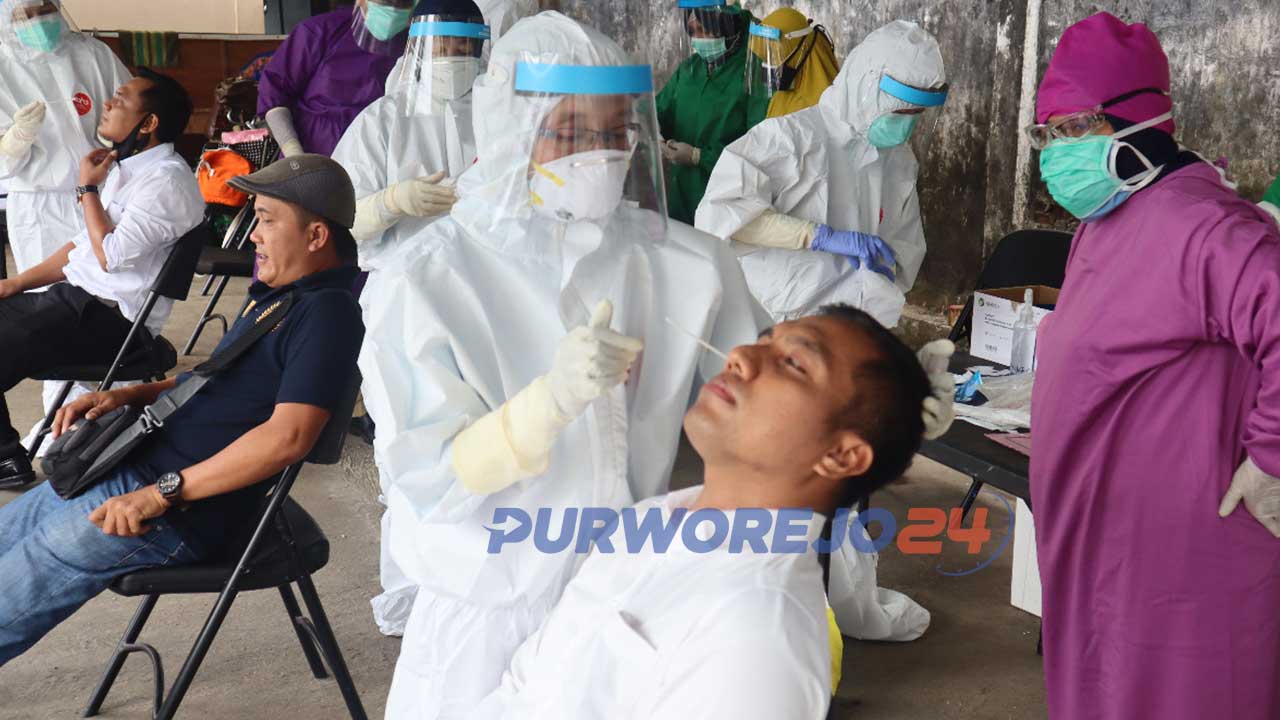 Swab test di Polres Purworejo
