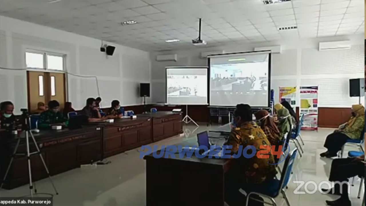 Purworejo Webinar Series yang diselnaggarakan Bappeda Purworejo. (15/10/2020)