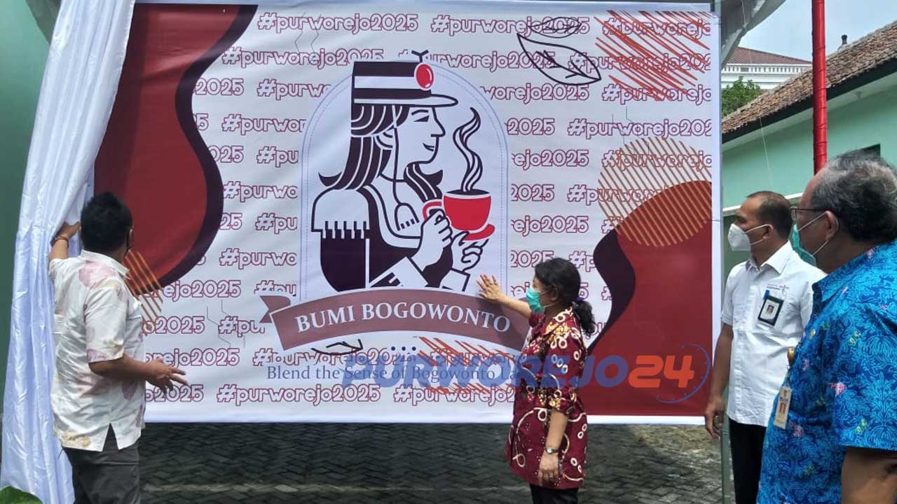 Peluncuran Logo dan tagline Kopi Purworejooleh Pjs Bupati Purworejo Ir. Yuni Astuti.