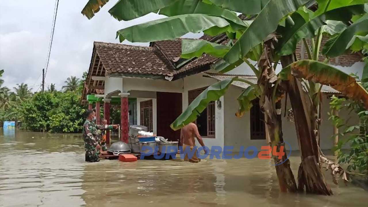 Banjir di desa Woronatan Butuh. (13/12/2020)
