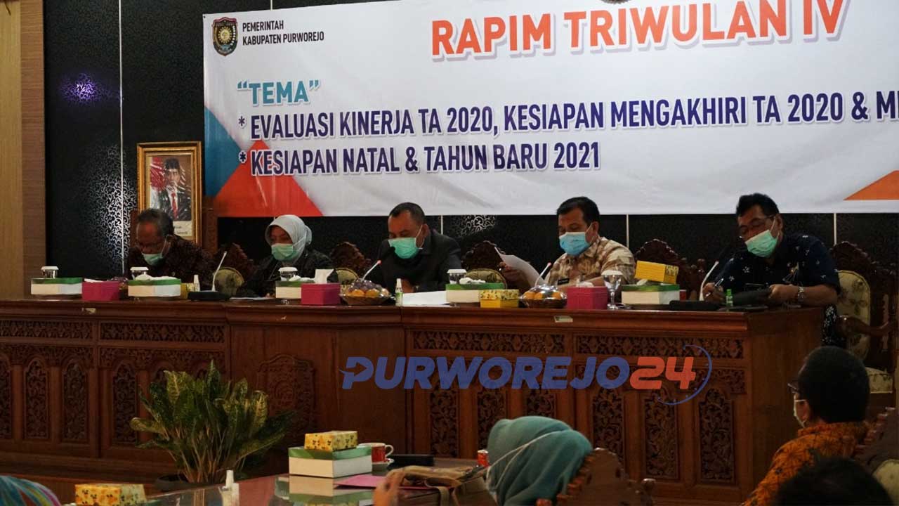 Rapat kesiapan Pemkab Purworejo menghadapi Natal dan Tahun Baru 2020