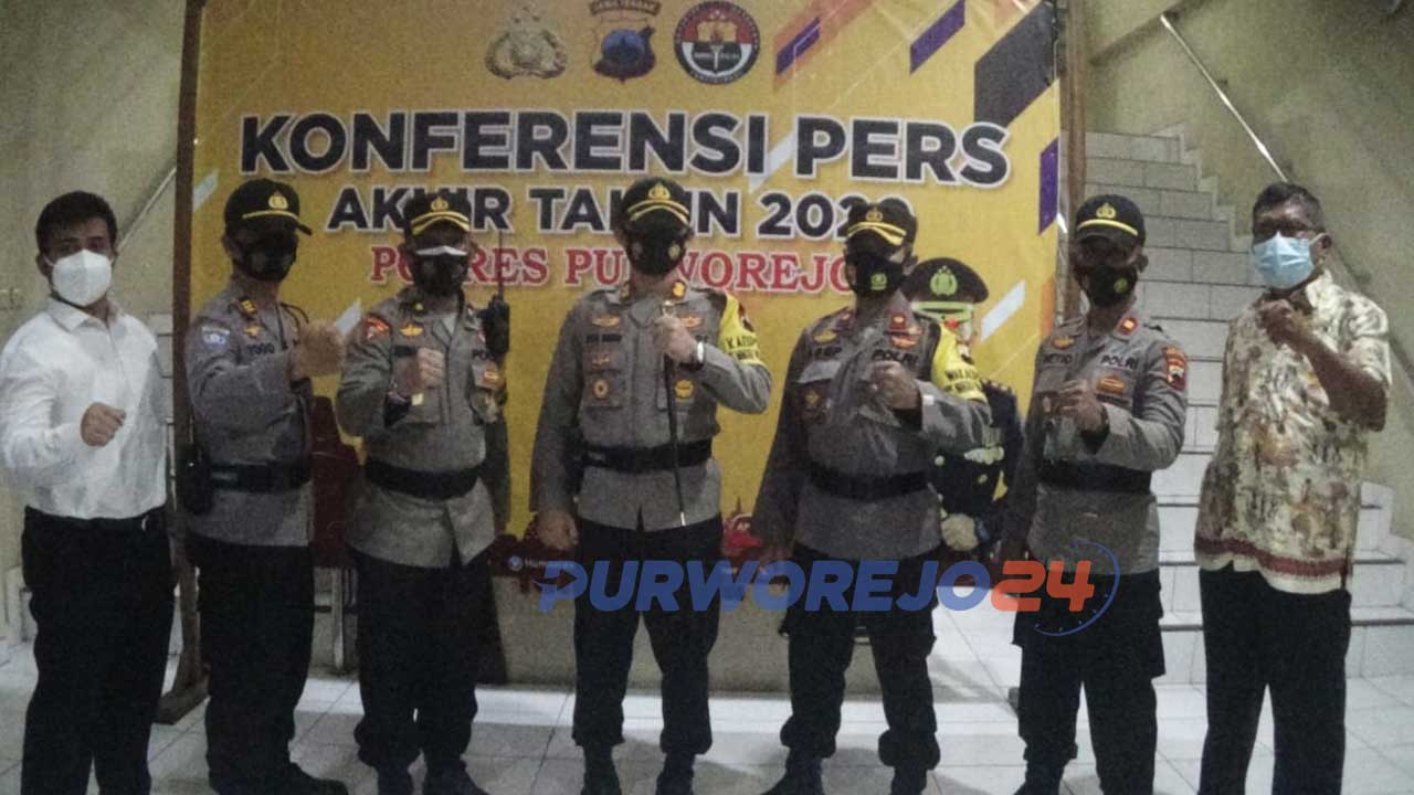 Konferensi pers akhir tahun Polres Purworejo
