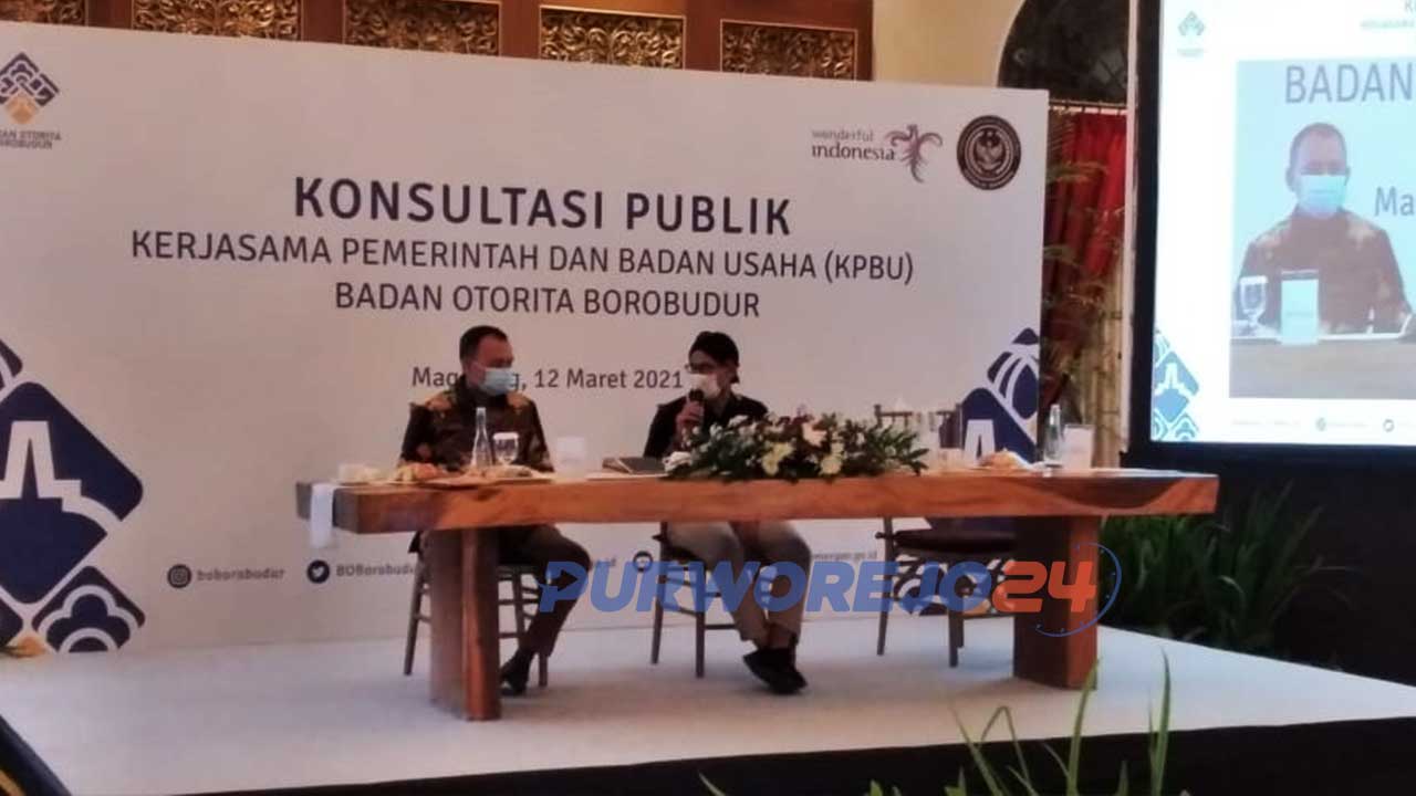 Menparekraf Sandiaga Uno dan Bupati Purworejo Agus Bastian saat Konsultasi Publik Kerjamasa Pemerintah dan Badan Usaha (KBPU) Badan Otorita Borobudur di Magelang,