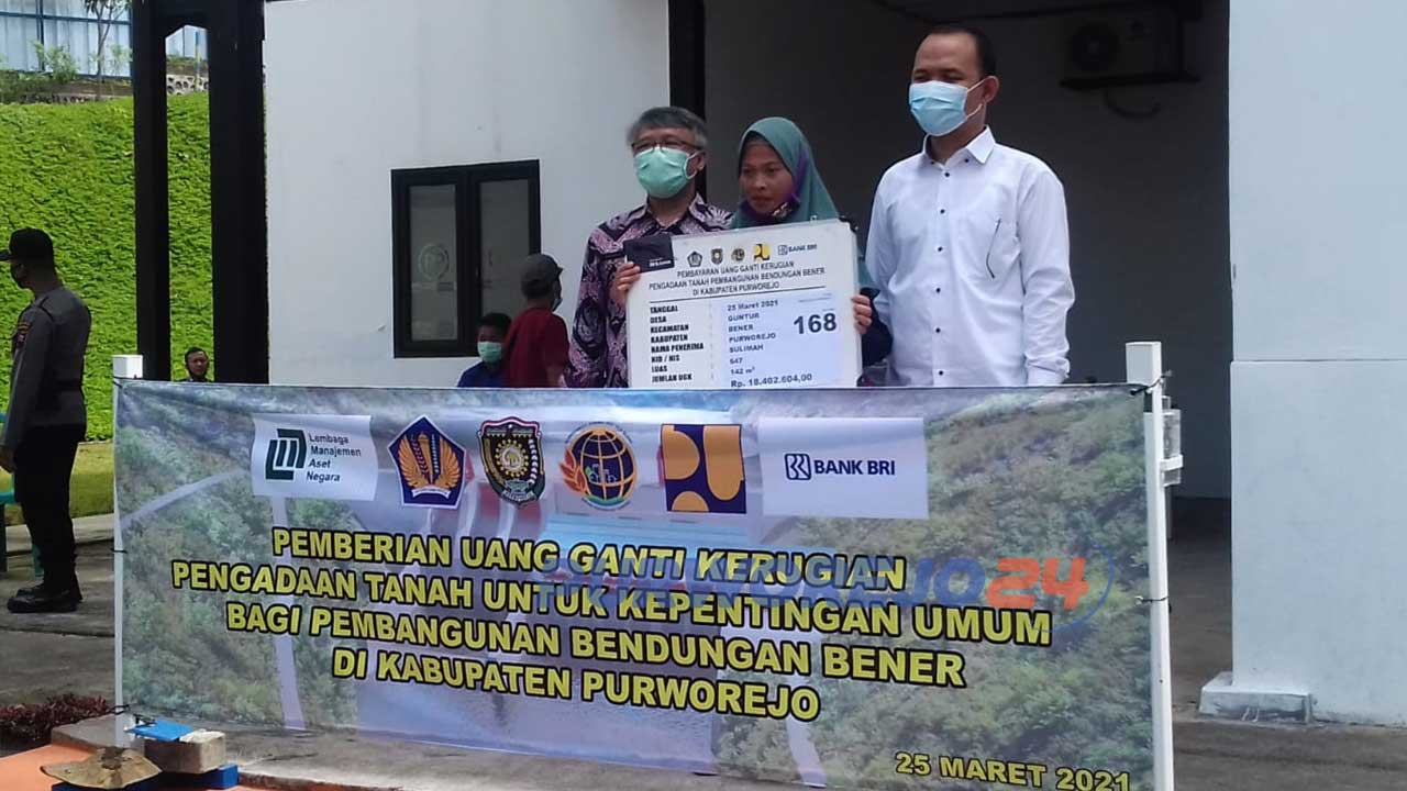 Proses pembayaran ganti rugi lahan terdampak proyek pembangunan Bendungan Bener