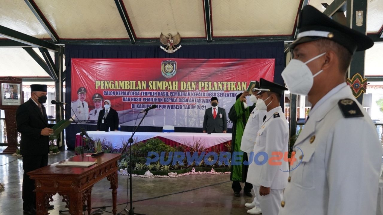 Bupati Purworejo melantik 43 Kades secara virtual.