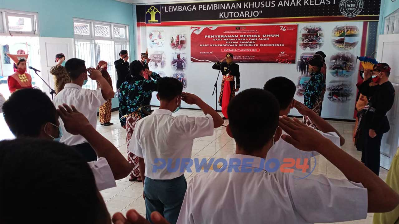 64 anak didik pemasyarakatan di LPKA Klas I Kutoarjo, Purworejo, Jawa Tengah, mendapatkan remisi umum di HUT Kemerdekaan RI ke-76