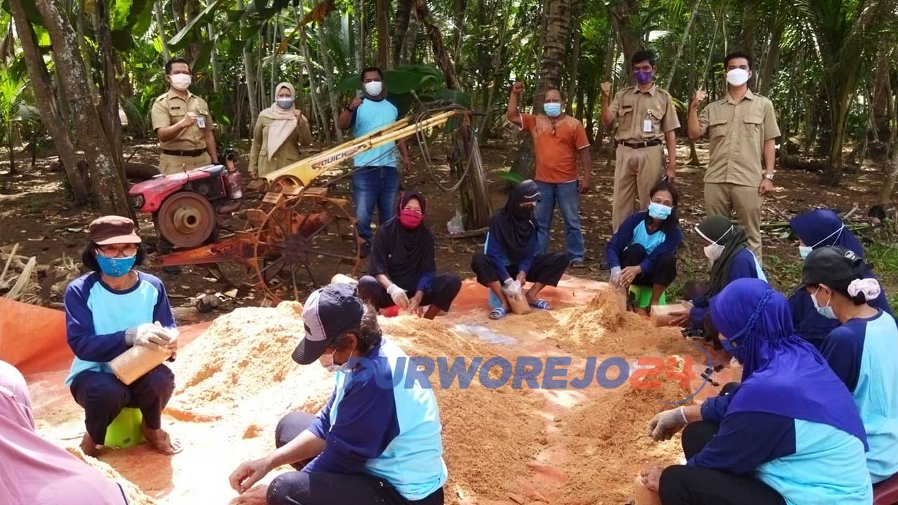 Bagian-Organisasi-dan-Aparatur-Setda-Purworejo-menggelar-Monitoring Pelayanan Publik terkait pengajuan proposal inovasi untuk mengikuti (KIPP) Tingkat-Jawa Tengah.