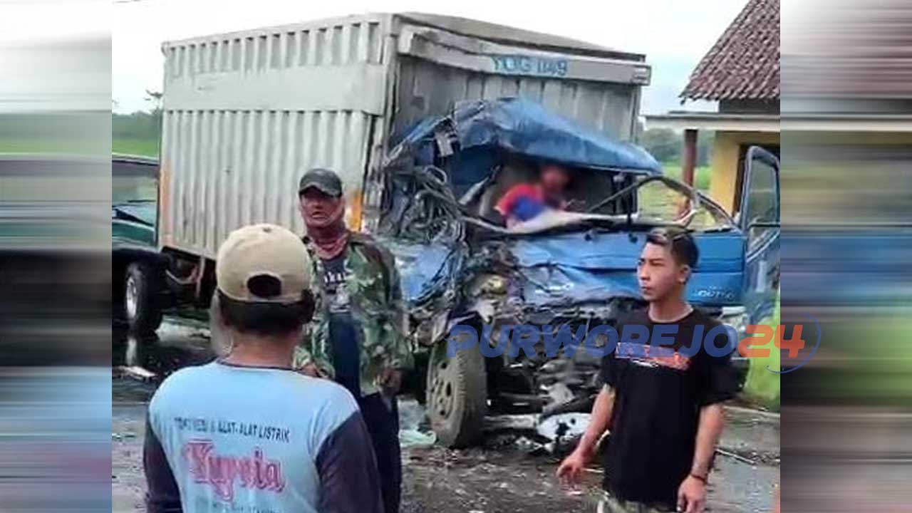 Kecelakaan beruntun melibatakan 2 truk dan 1 bus di jalan Daendels, desa Patutrejo, Grabag Purworejo