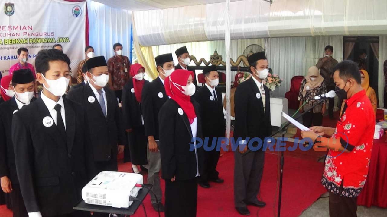 Peresmikan dan pengukuhan BUM Desa Bersama Berkah Pendawa Jaya oleh Plt Kepala Dinas Pemberdayaan Masyarakat dan Desa Kabupaten Purworejo, Bambang Susilo