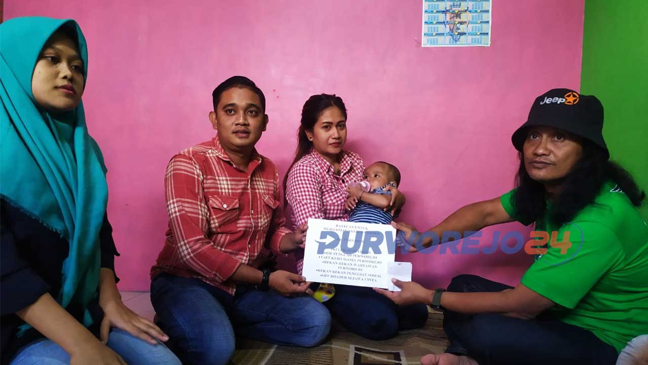 Indonesia Offroad Federation (IOF) menyalurkan donasi untuk pengobatan Muhammad Satria Assidiqi, balita yang lahir tanpa memiliki anus