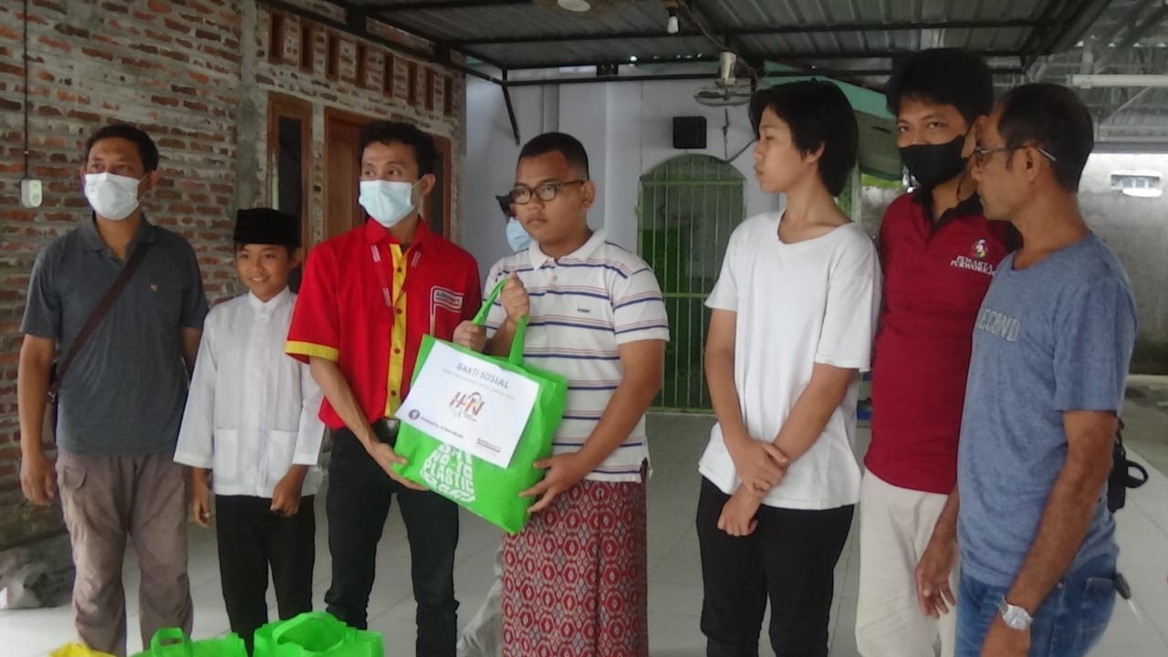 Hal itu dilakukan sebagai bentuk sinergitas sosial Pewarta Purworejo bersama masyarakat serta menandai rangkaian acara HPN tahun 2022.