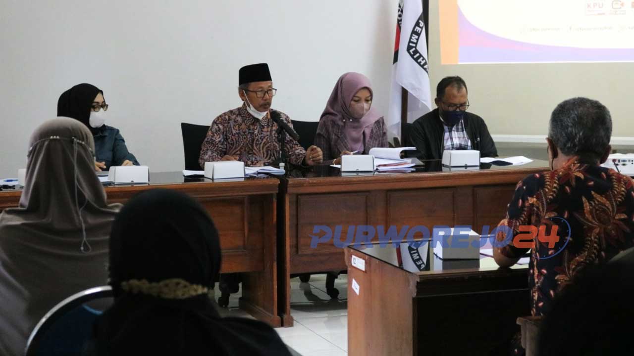 Rapat koordinasi pemutakhiran DPB di aula KPU