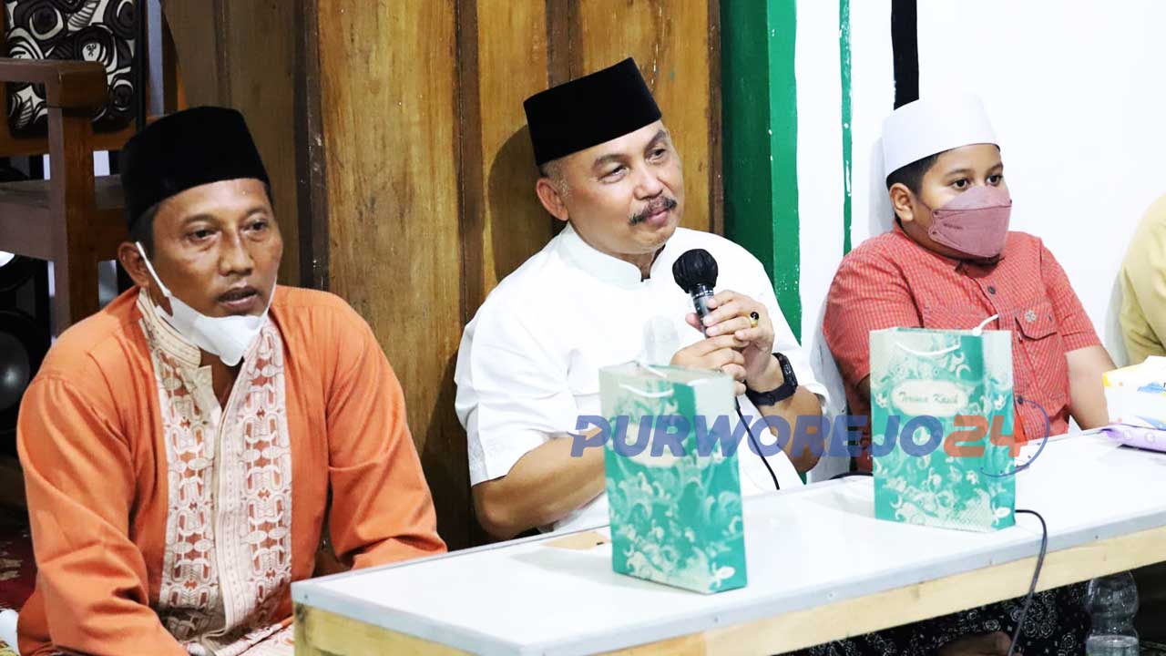 Bupati Purworejo menyampaikan larangan bermain petasan selama bulan Ramadhan