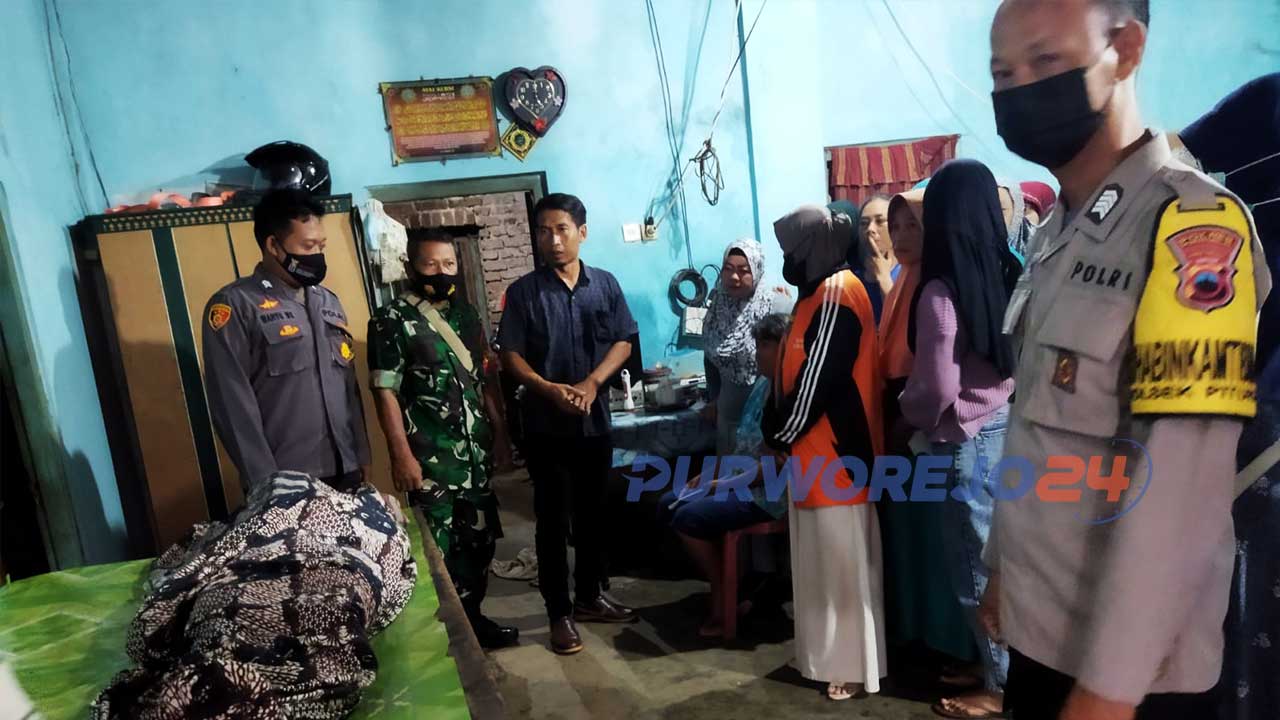 Seorang warga Pituruh tewas tersambar petir saat ndaut di sawah