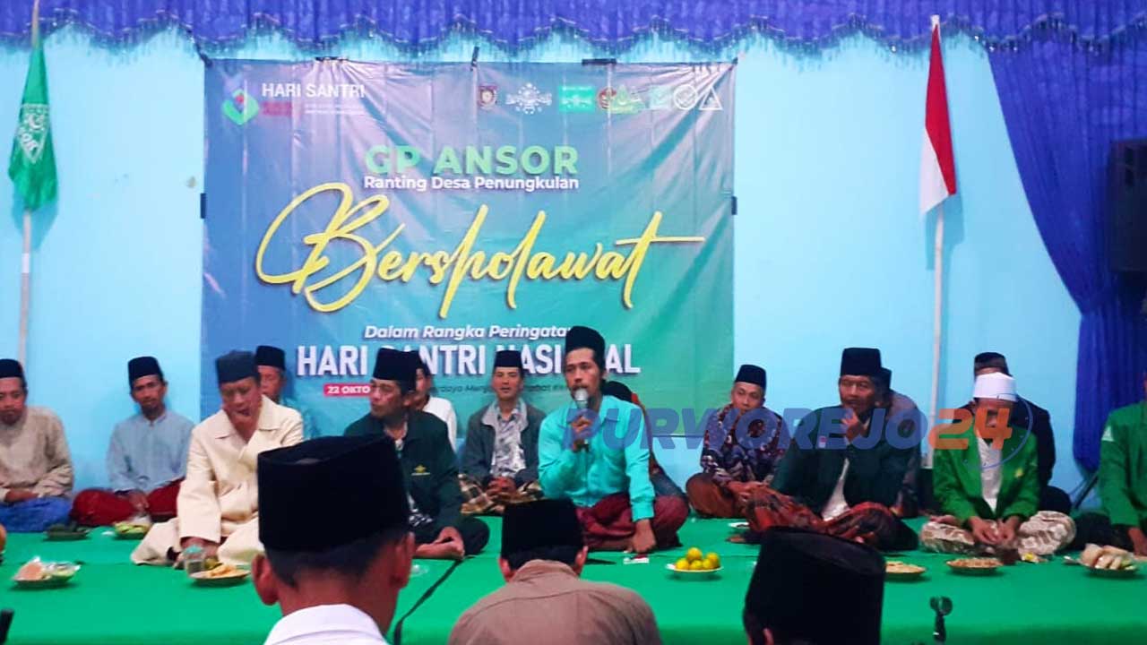 Ansor Ranting Desa Penungkulan, Kecamatan Gebang, Purworejo, Jawa Tengah menggelar acara Ansor Bersholawat untuk memperingati Hari Santri Nasional, 22 Oktober 2022