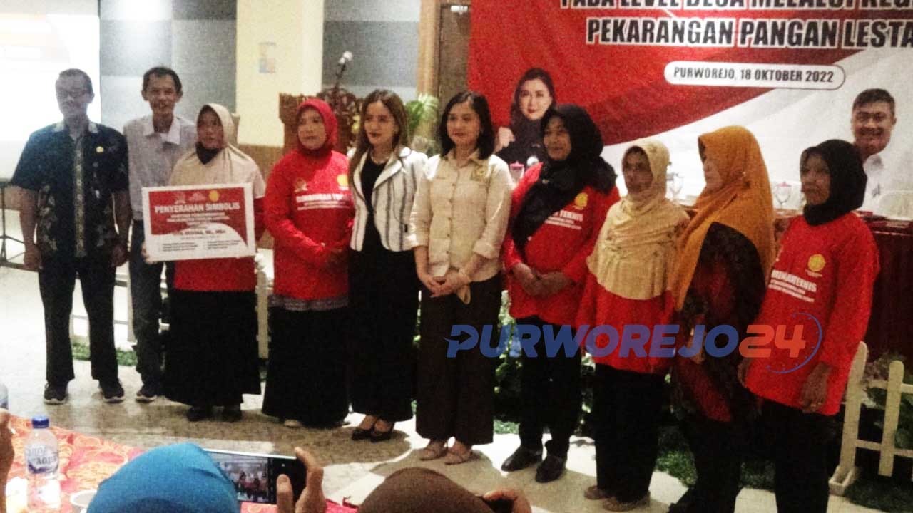Bimbingan Teknis Program Pekarangan Lestari bagi Kelompok Tani Wanita (KWT) Kabupaten Purworejo, di gedung Ganesha Convention Hall Purworejo, pada Selasa 18 Oktober 2022