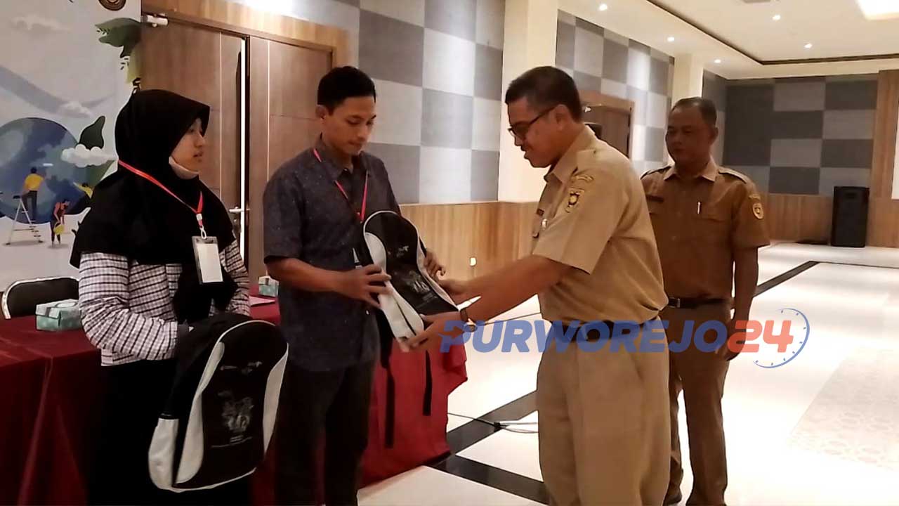 Dinas Pemuda, Olahraga dan Pariwisata Kabupaten Purworejo, Jawa Tengah, menyelenggarakan Pelatihan Tata Kelola, Bisnis, dan Pemasaran bagi pengelola destinasi dan desa wisata di wilayah Kabupaten Purworejo.