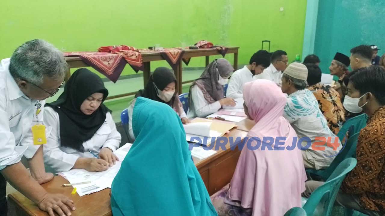 Pemberkasan ulang 62 bidang tanah milik warga Desa Nglaris Kecamatan Bener, Purworejo, Jawa Tengah, yang terdampak proyek setrategis nasional pembangunan Bendungan Bener