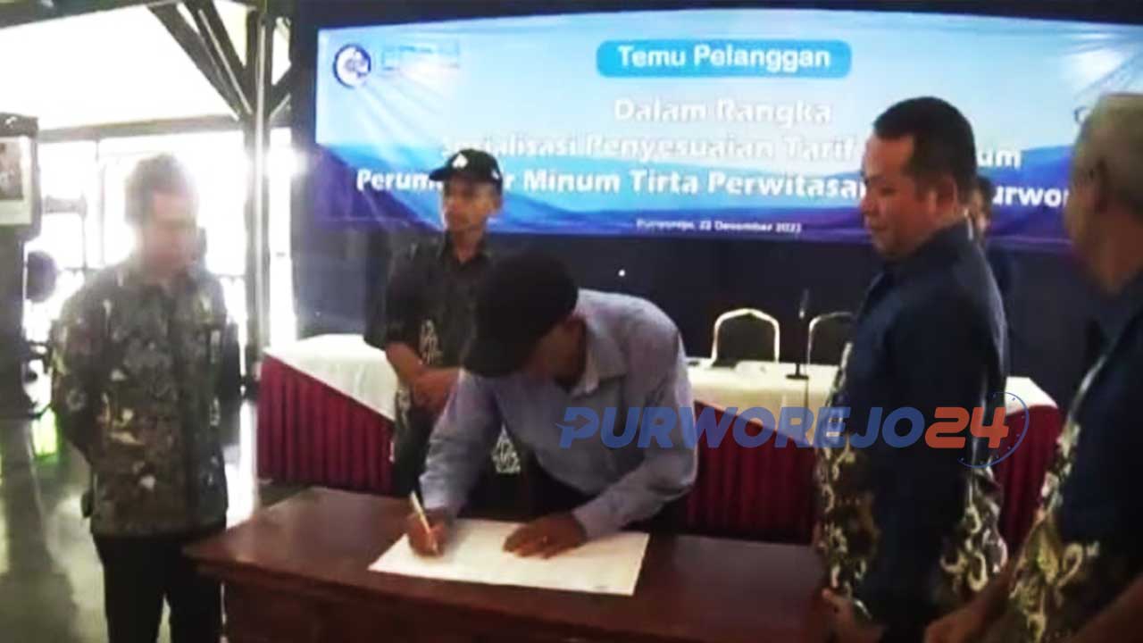 PDAM Tirta Perwitasari, Purworejo, Jawa Tengah, menggelar sosialisasi penyesuaian tarif air minum kepada masyarakat, Kamis 22 Desember 2022.