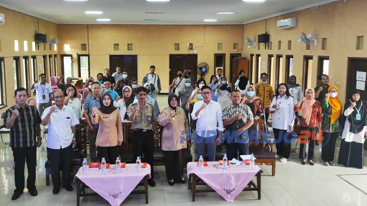 Besaran UMK untuk Kabupaten Purworejo tahun 2023 ditetapkan sebesar Rp 2.043.902,33 atau mengalami kenaikan 6,91% dari UMK Tahun 2022 yakni Rp 1.911.850,80.