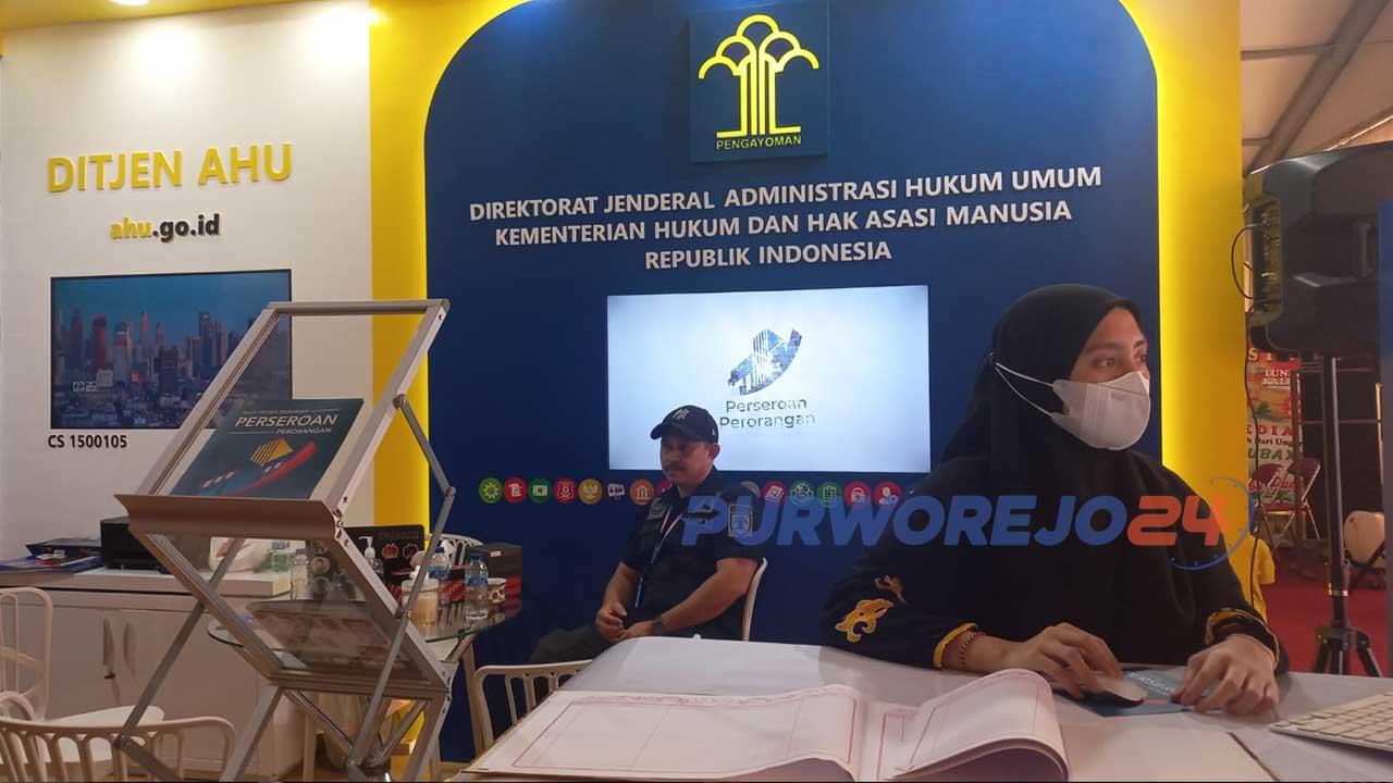 Ditjen AHU memberikan fasilitas pelayanan pembuatan Perseroan Perorangan di stand pameran Purworejo Expo 2023