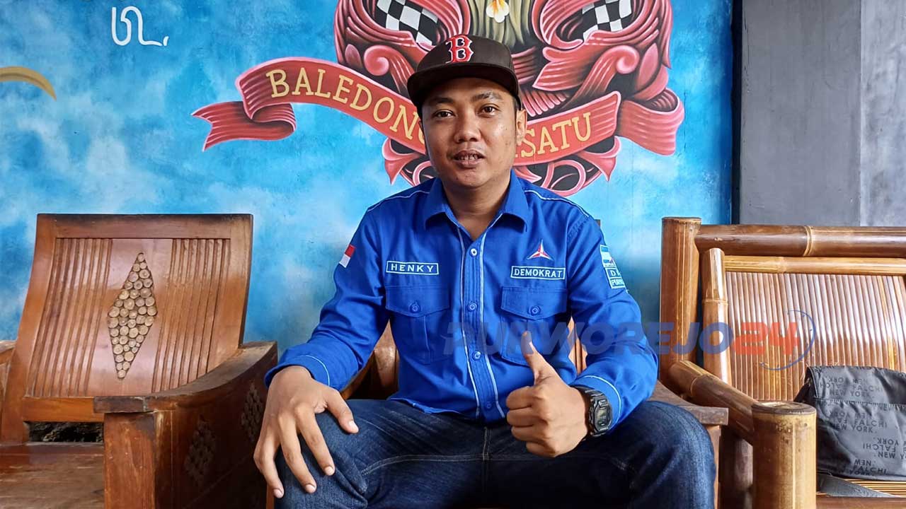 Henky Tatongko, warga Kelurahan Baledono, Kabupaten Purworejo, Jawa Tengah, menjadi Bacaleg termuda di Partai Demokrat Kabupaten Purworejo