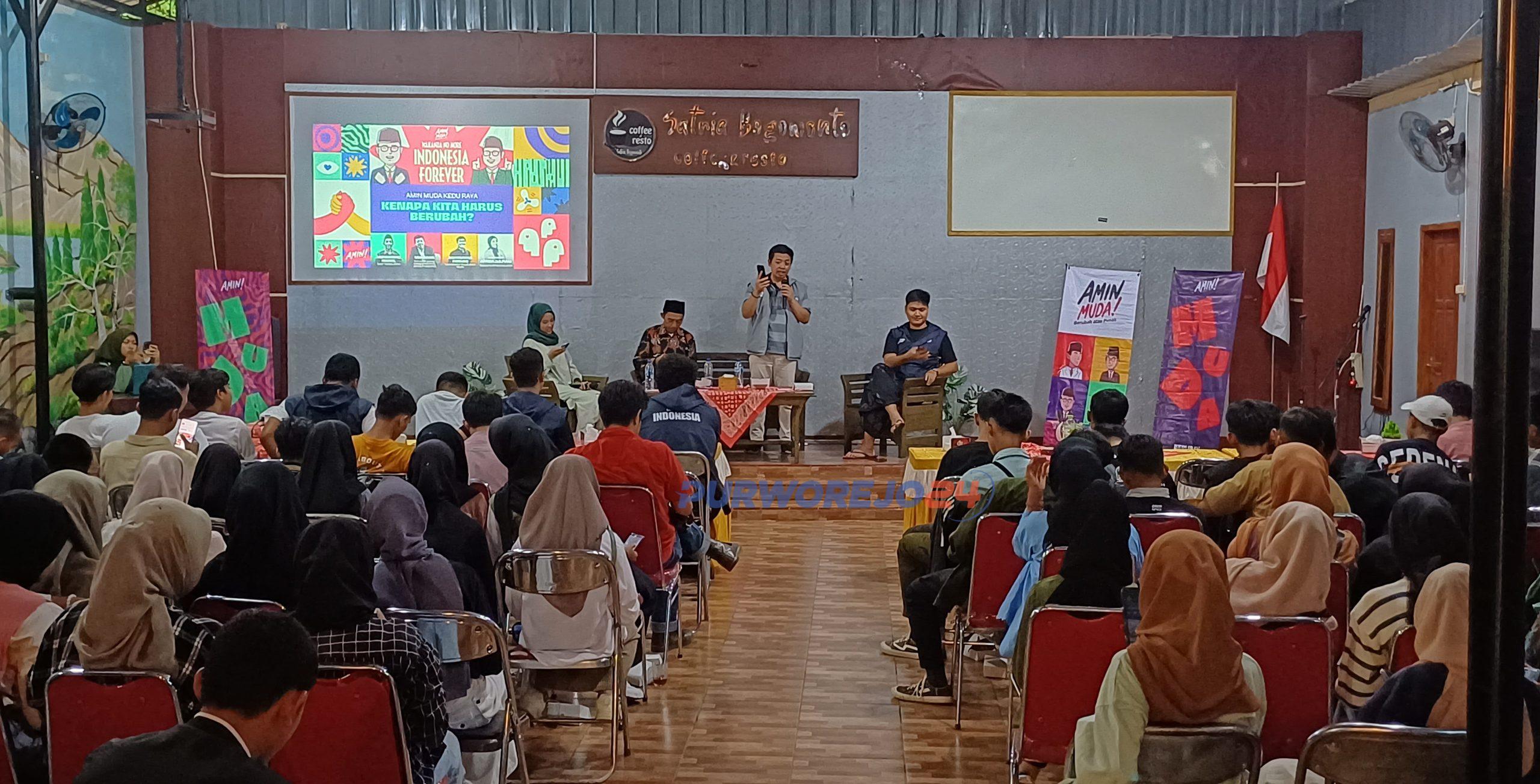Suasana kegiatan diskusi yang dilaksanakan oleh AMIN Muda Kedu Raya di Cafe Satria Bogowonto, Purworejo, Jawa Tengah, pada Minggu (17/12/2023) sore.
