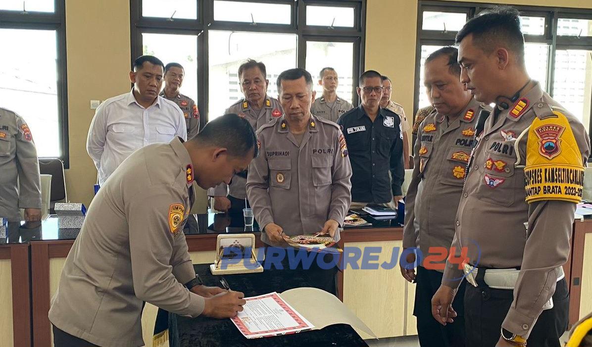 Rapat Kerja Penyusunan Laporan Kinerja Instansi Pemerintah (LKIP) Tahun Anggaran 2023 Polres Purworejo berlangsung di Ruang Rupattama Moech Giyarto Polres Purworejo