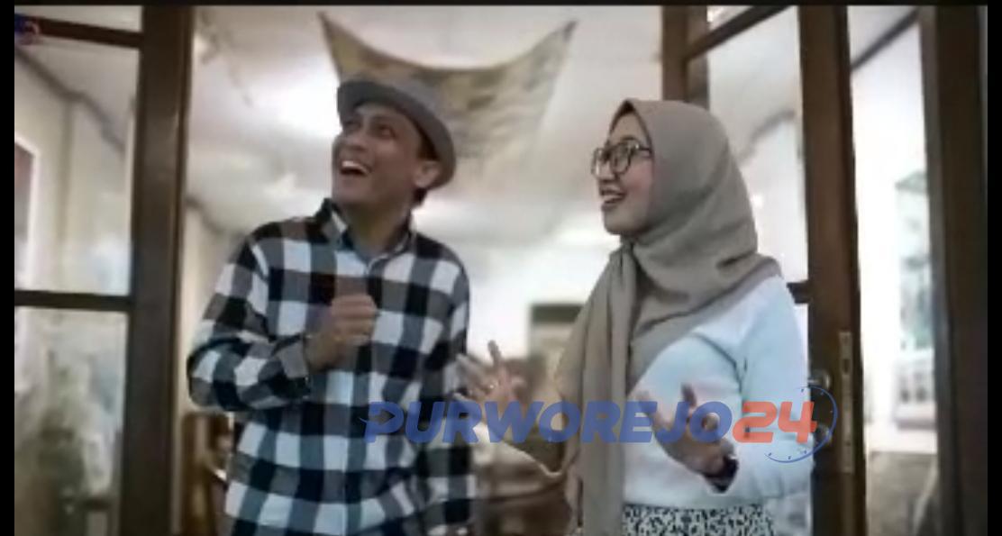 Nurani, dalam agedan video klip lagu berjudul "Cerita Kita" yang tayang di Youtube Gendengstar