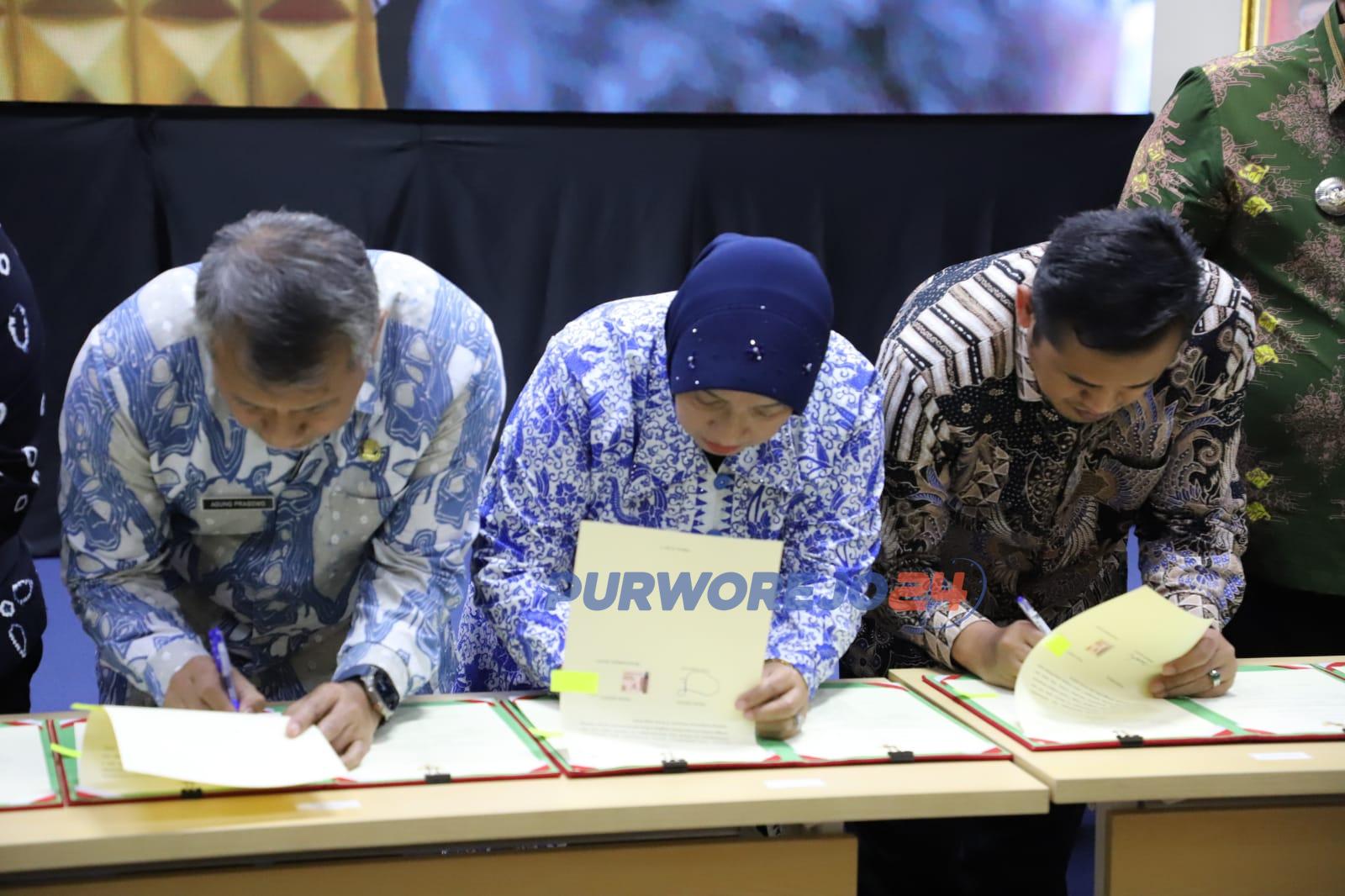 Bupati Pirworejo tandatangani kerjasama dengan Ombudsman RI