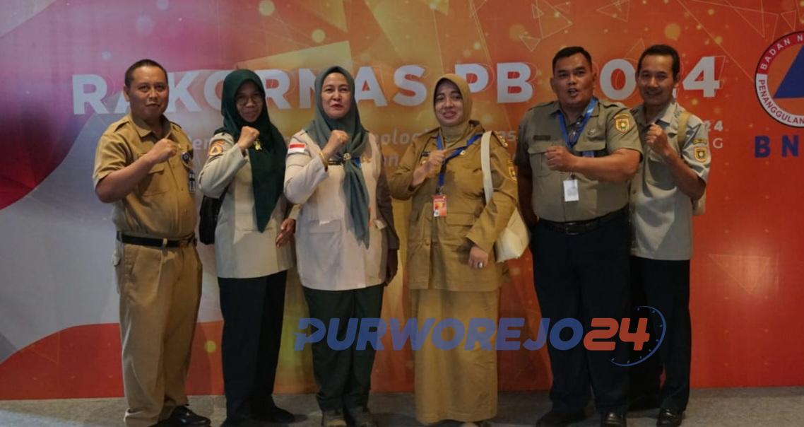 Bupati Purworejo foto bersama usai mengikuti Rapat Koordinasi Nasional Penanggulangan Bencana (Rakornas PB) tahun 2024 di Pullman Bandung Grand Central, Kota Bandung, pada Rabu (24/4/2024) lalu.