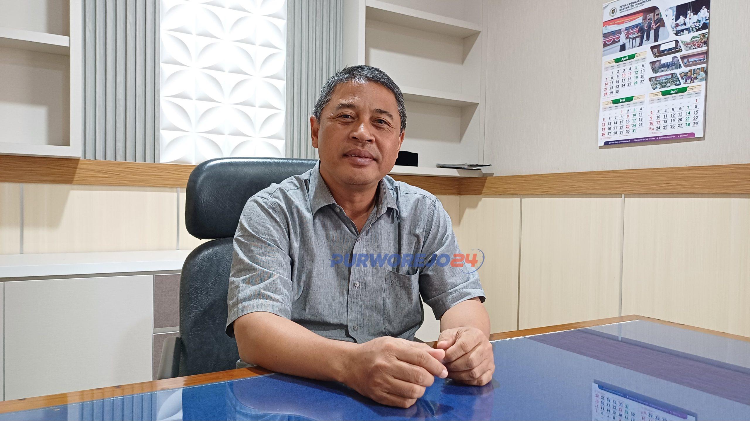 Ketua Harian DPD Partai Golkar Kabupaten Purworejo / wakil ketua DPRD Kabupaten Purworejo, Kelik Susilo Ardani, saat ditemui di ruang kerja wakil ketua DPRD Purworejo pada Rabu (29/5/2024)