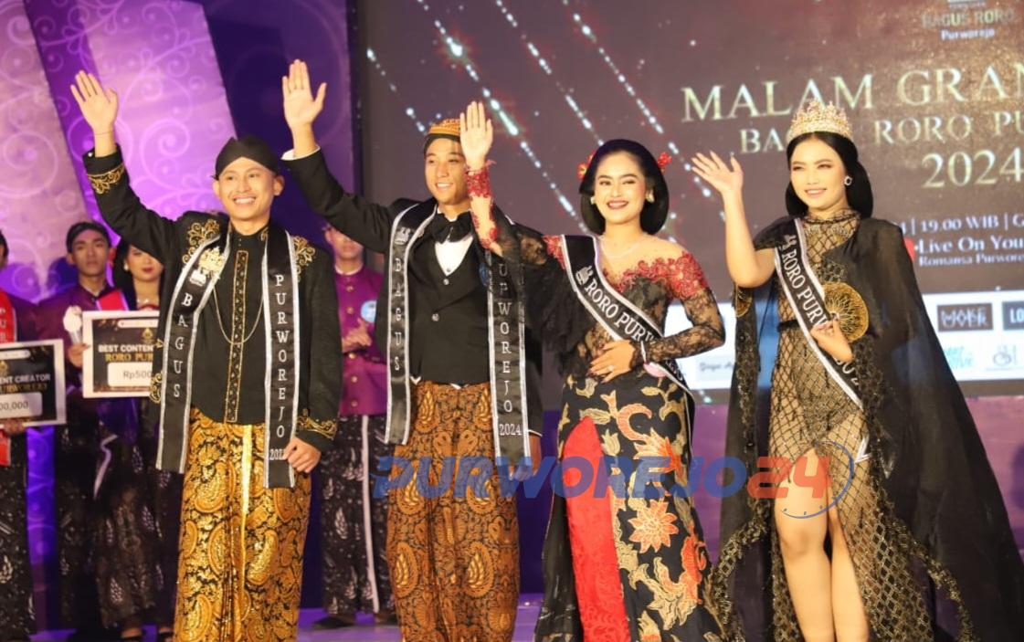 Finalis Bagus Roro Purworejo tahun 2023 (paling kanan) saat berfoto bersama dengan pemenang Bagus Roro Purworejo 2024, dimalam Grand Fnal yang diselenggarakan di Gedung Ganeca Convention Hall Purworejo, pada Sabtu (18/5/2024) malam
