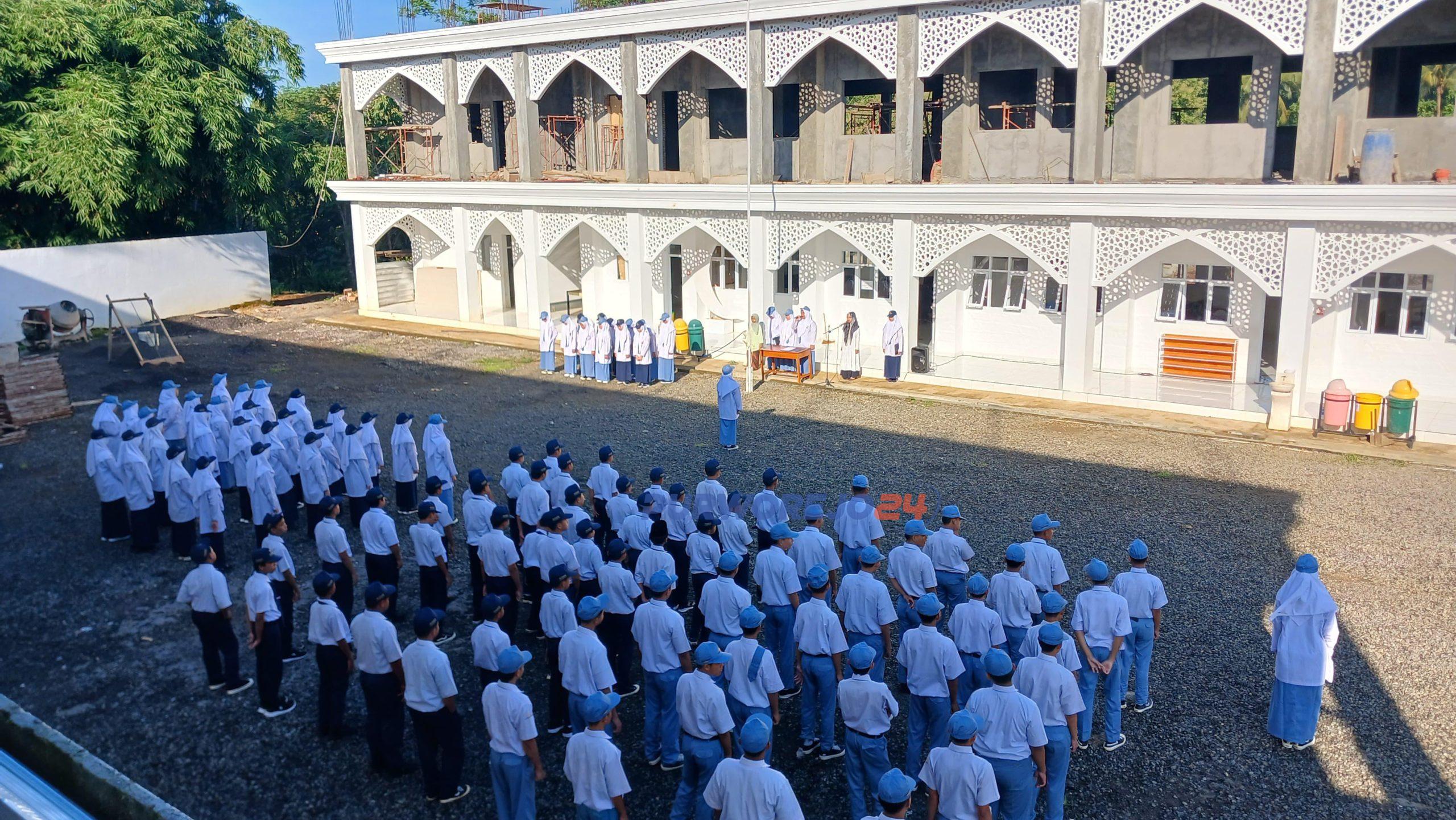 Sekolah dibawah yayasan An Nawawi Berjan Purworejo
