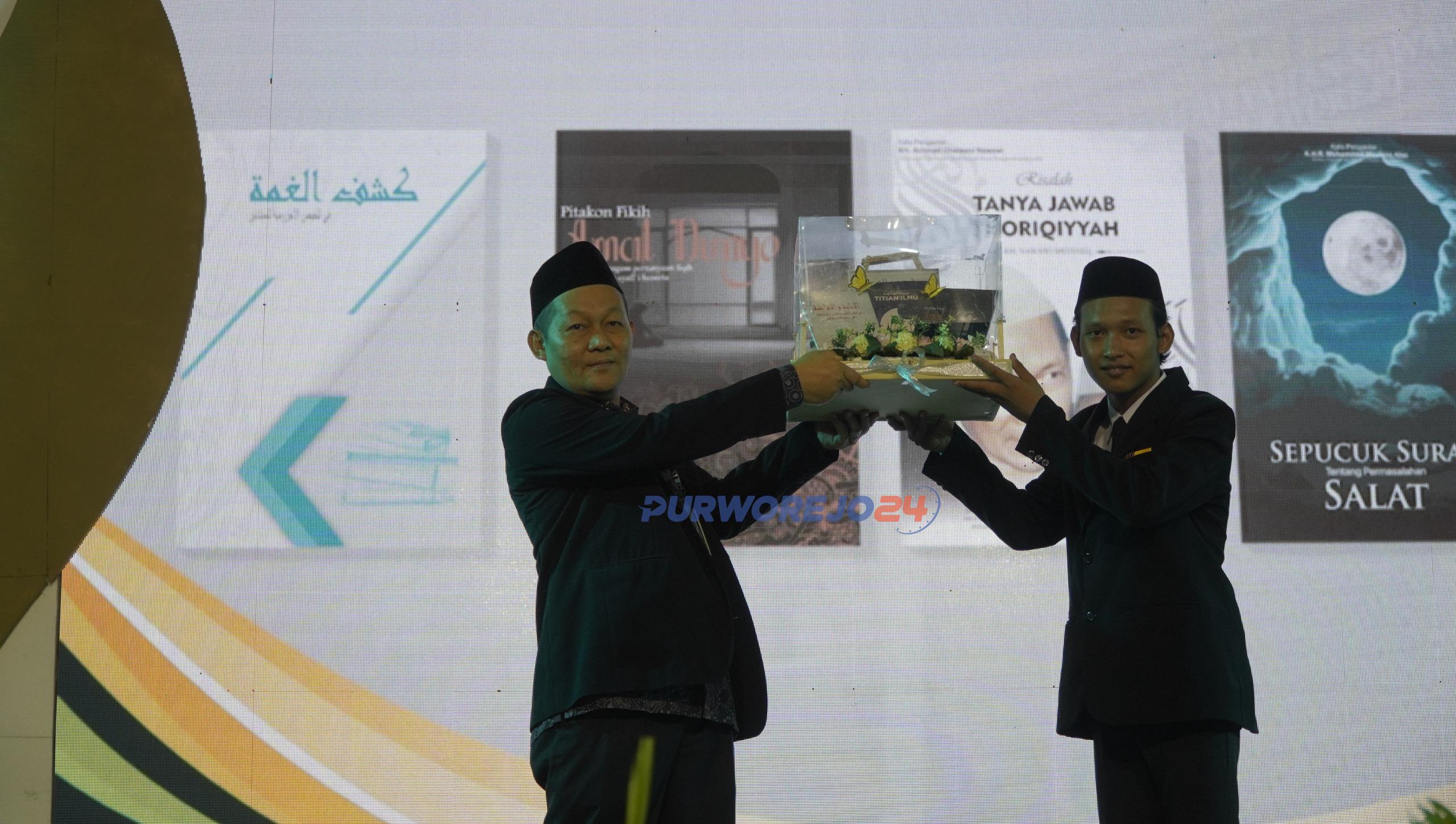 Peluncuran buku